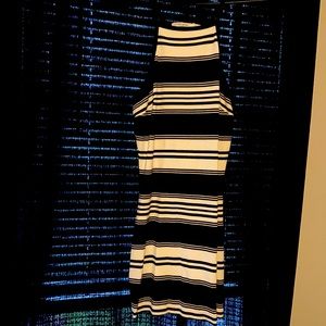 Short black & white stripped dress
